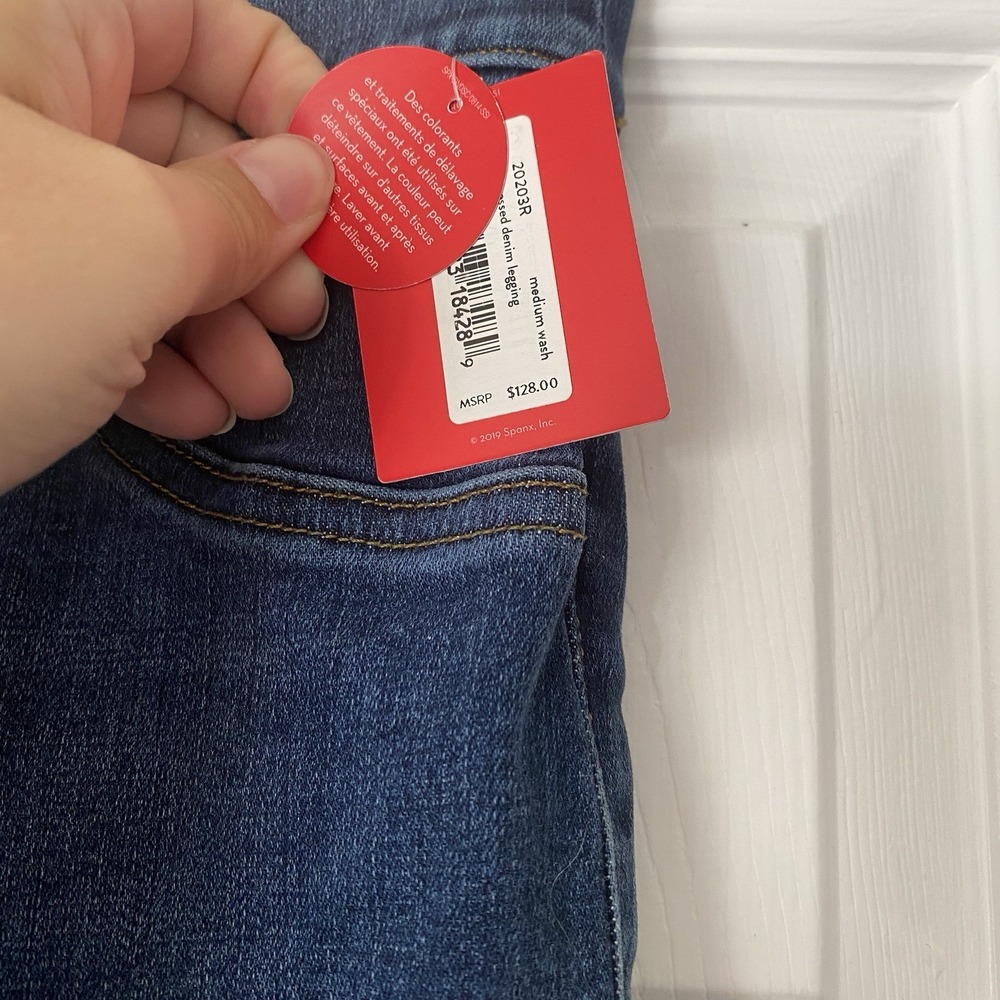 NWT Spanx Pull On Jean Leggings Distressed Size Small - Picture 2 of 8